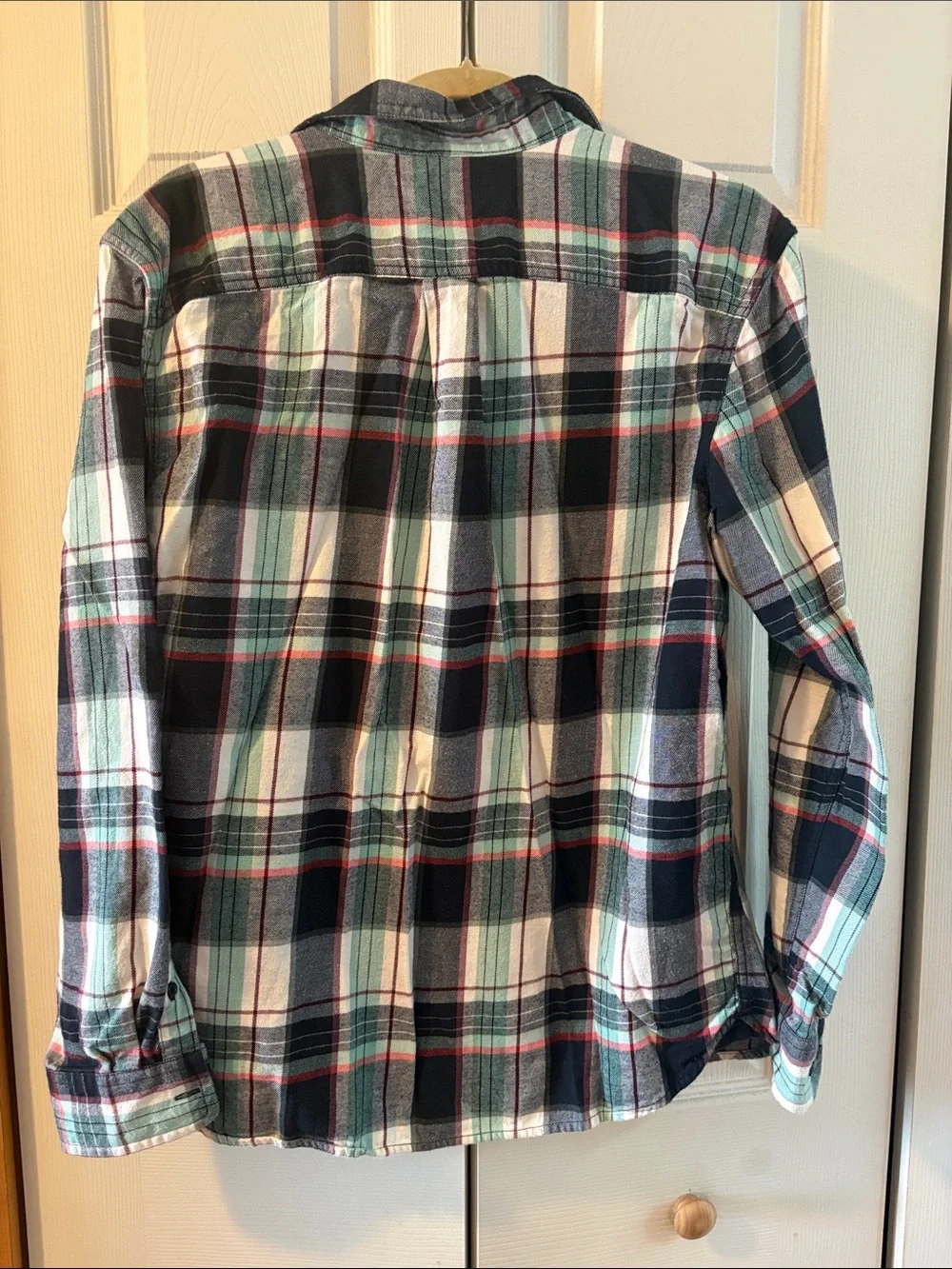 The North Face Men's Plaid Button-Down Shirt in Teal, Black, White